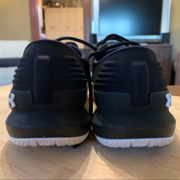 Under Armor UA TRIBASE men 10.5 cross training - Picture 8 of 9